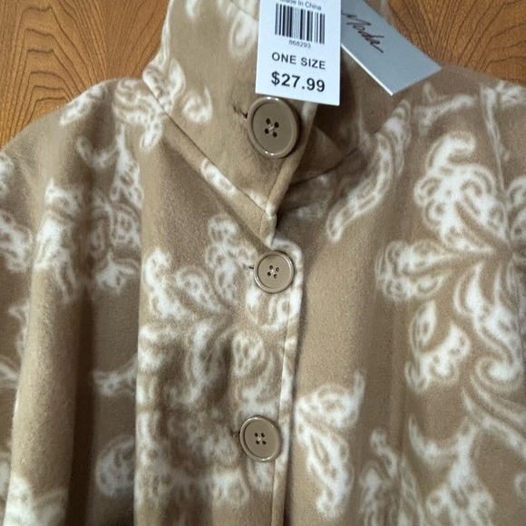 Women's Tan Button-Up Cape/Poncho - Picture 8 of 8